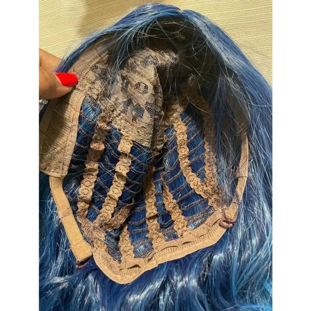 Women's Short Blue Wavy Bob Wig Beron 14